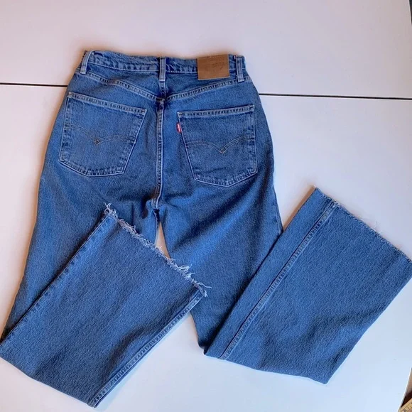Levi’s 70s high flare 👖 - Picture 7 of 12